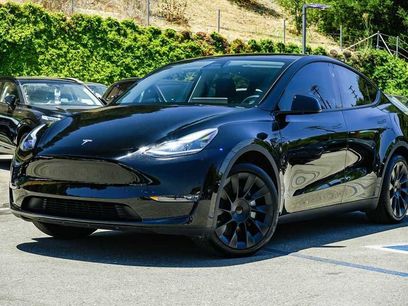 Used 2025 Tesla Model Y Long Range