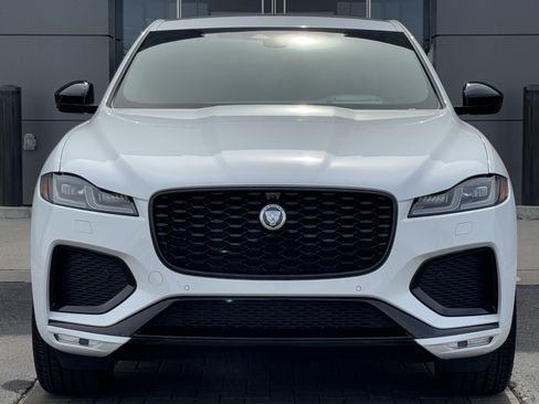 Used 2026 Jaguar F-PACE R-Dynamic S AWD/4WD image 8