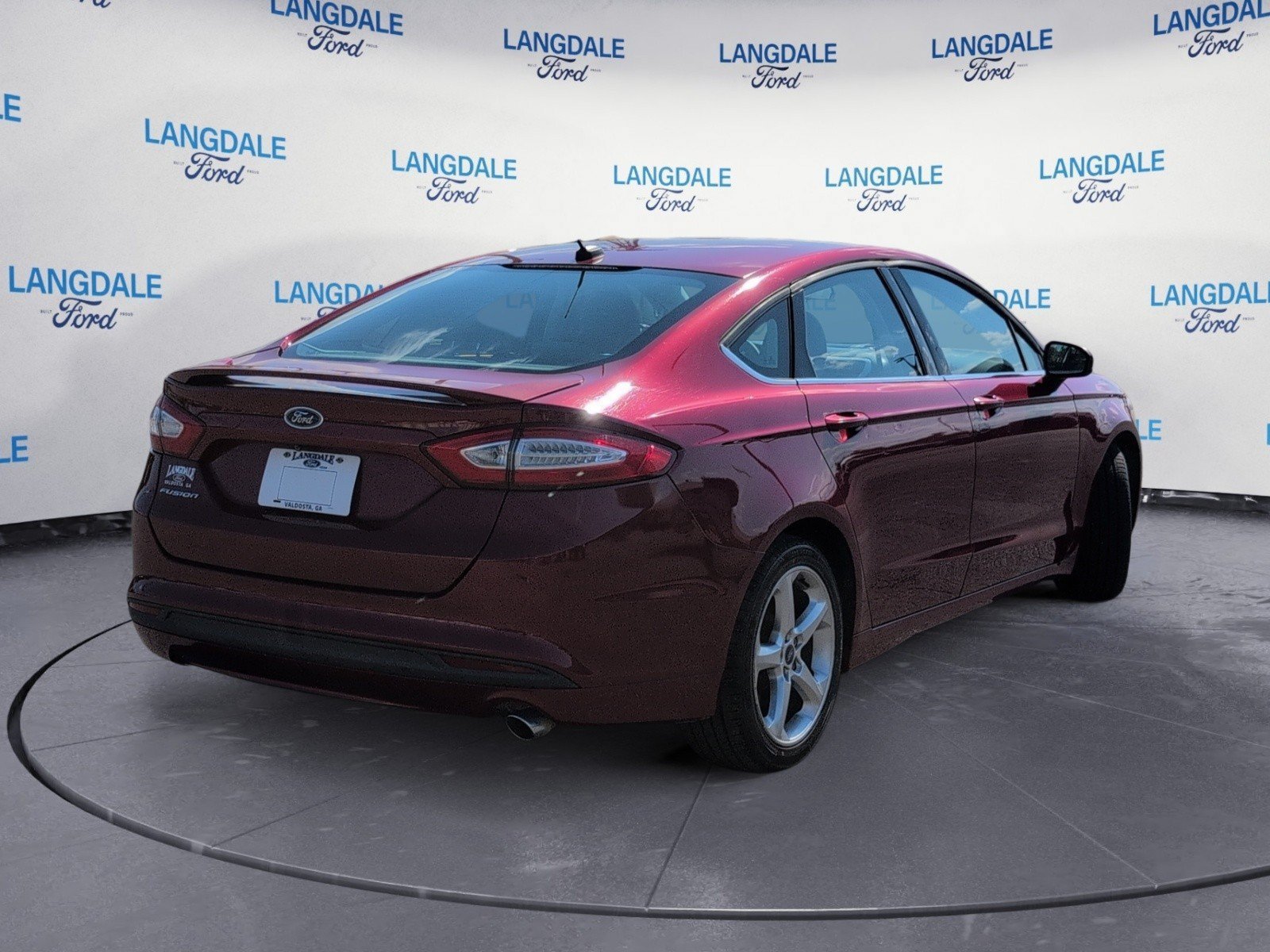 Used 2016 Ford Fusion S w/ Equipment Group 101A FWD image 4