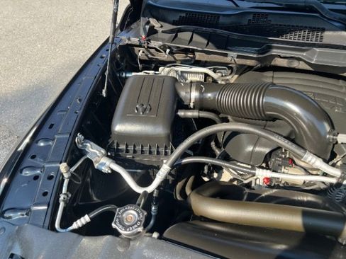 Used 2018 RAM 1500 Big Horn image 16