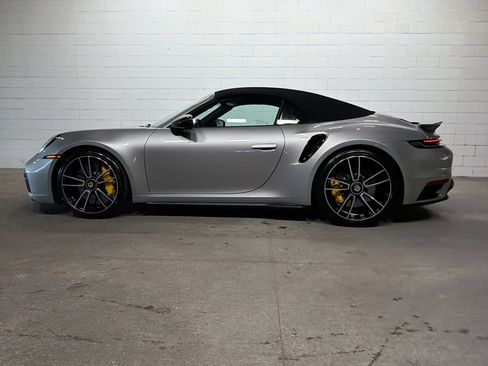 Used 2022 Porsche 911 Turbo AWD/4WD image 2
