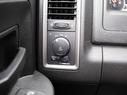 Used 2023 RAM 1500 Express w/ Wheel & Sound Group AWD/4WD image 11