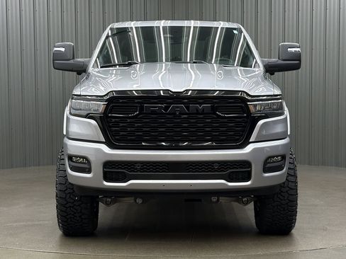 Used 2025 RAM 1500 Big Horn AWD/4WD image 8