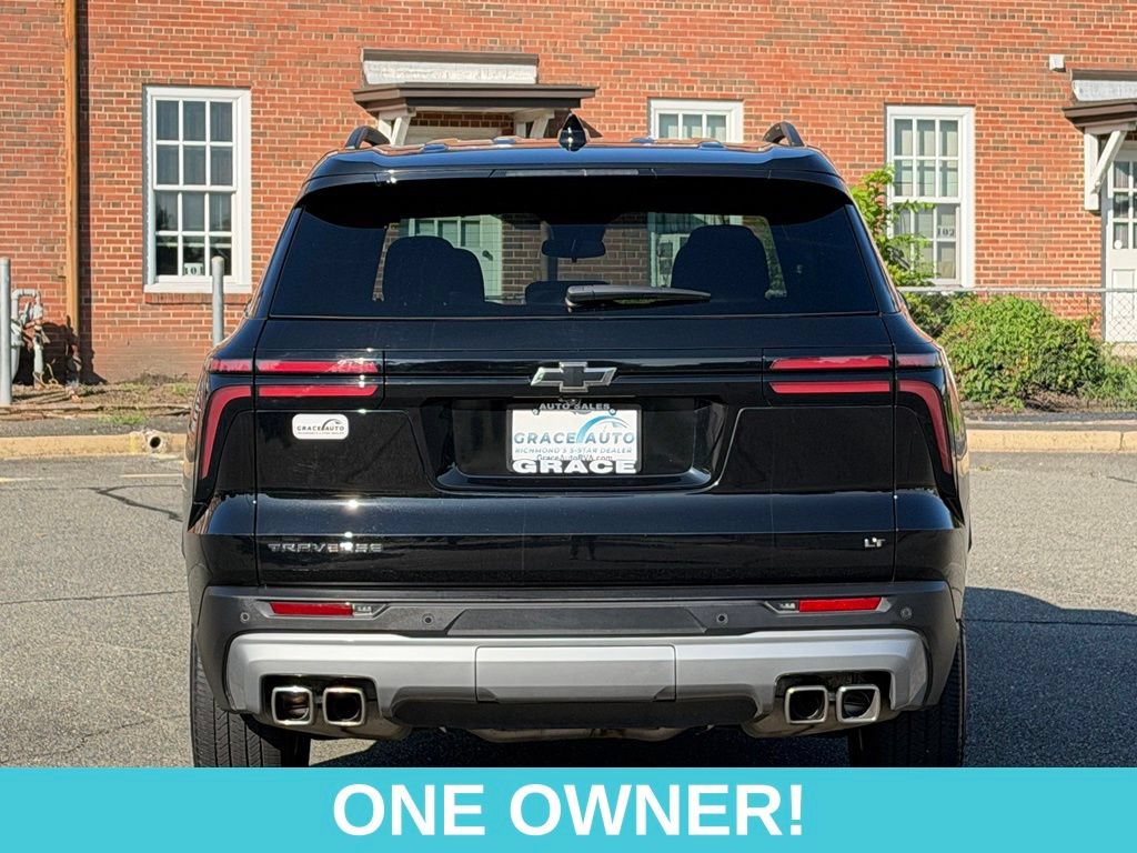 Used 2024 Chevrolet Traverse LT FWD image 7