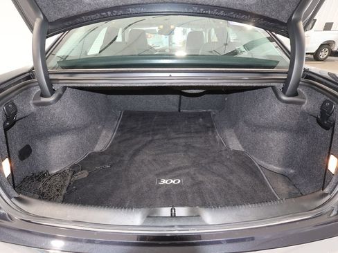 Used 2018 Chrysler 300 Limited w/ Safetytec Plus Group AWD/4WD image 15
