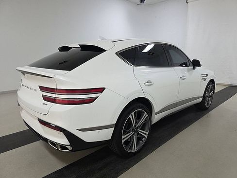 Used 2025 Genesis GV80 3.5T e-SC AWD/4WD image 2
