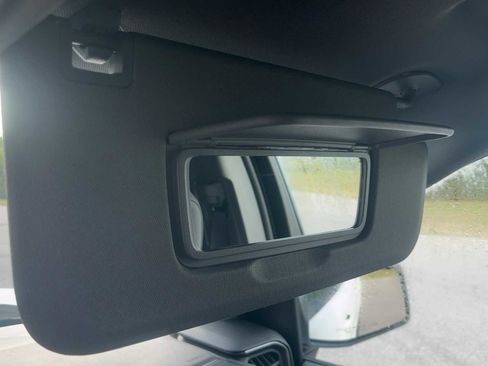 New 2026 Chevrolet Silverado 1500 LT w/ Z71 Off-Road Package AWD/4WD image 24