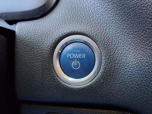 Used 2024 Toyota Tundra Limited image 9