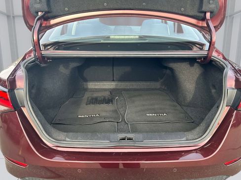 Used 2024 Nissan Sentra SV image 13