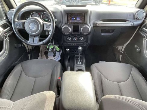 Used 2017 Jeep Wrangler Unlimited Sport w/ Connectivity Group image 11