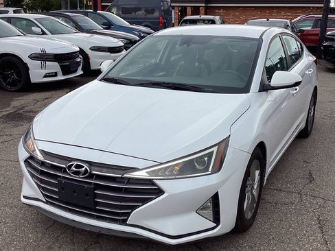 Used 2019 Hyundai Elantra SEL FWD image 4