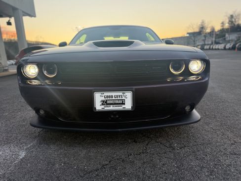 Certified 2021 Dodge Challenger GT w/ Plus Package image 5