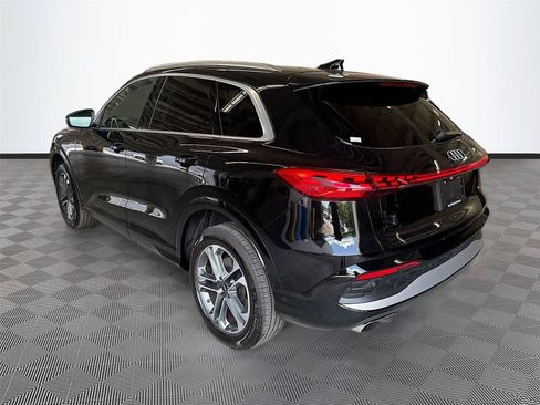 Certified 2025 Audi Q5 Premium w/ Convenience Package AWD/4WD image 31