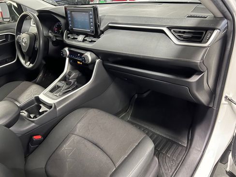 Certified 2019 Toyota RAV4 XLE w/ Carpet Mat Package image 24