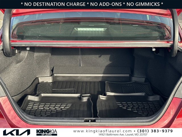Used 2020 Toyota Camry XLE FWD image 18