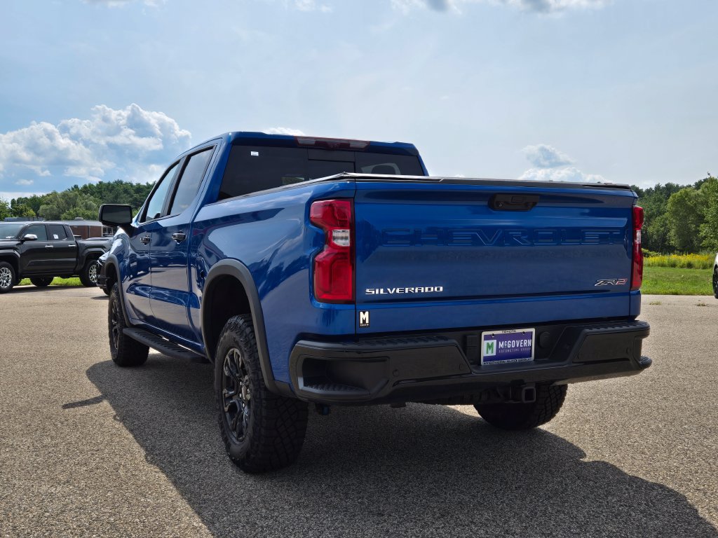 Used 2022 Chevrolet Silverado 1500 ZR2 w/ Technology Package AWD/4WD image 3