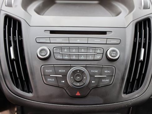 Used 2018 Ford Escape SE w/ SE Sport Appearance Package image 18