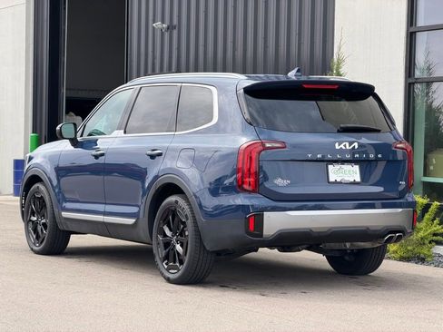 Used 2025 Kia Telluride S AWD/4WD image 3