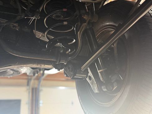 Used 2004 Toyota Sequoia Limited image 22