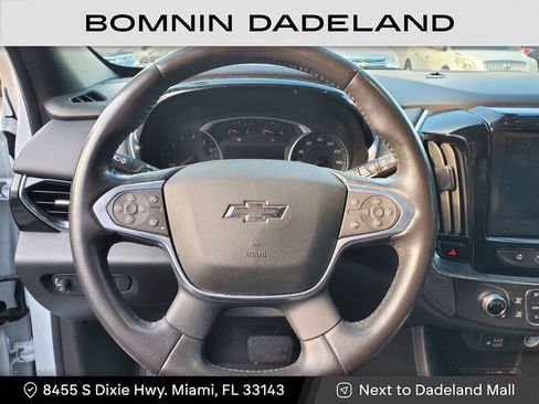 Used 2022 Chevrolet Traverse RS image 19
