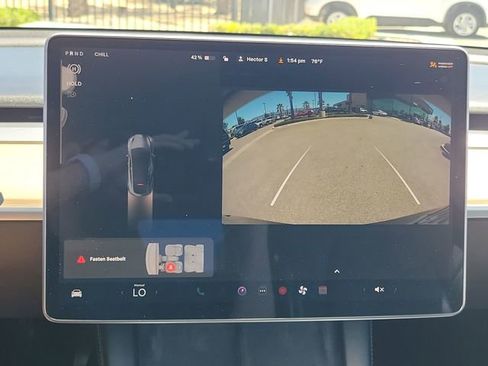 Used 2022 Tesla Model Y Long Range AWD/4WD image 12