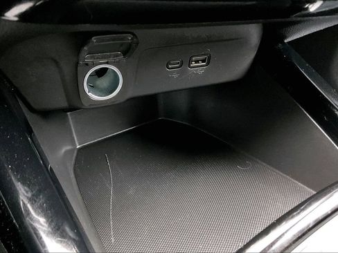 Used 2024 Chevrolet Trax LT image 24