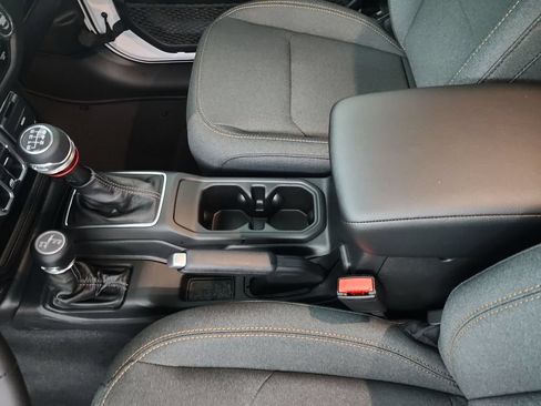 New 2026 Jeep Wrangler Unlimited Sport AWD/4WD image 29