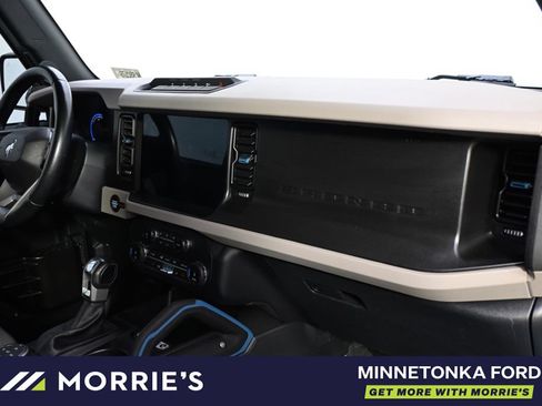 Used 2022 Ford Bronco Wildtrak AWD/4WD image 15