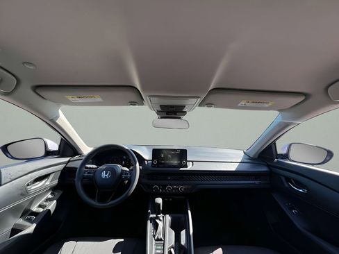 Used 2025 Honda Accord LX image 19