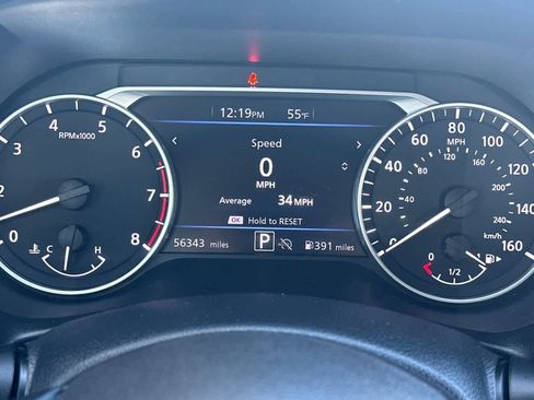Used 2024 Nissan Sentra SV FWD image 26