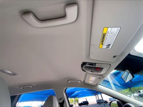 Used 2025 Hyundai Tucson SE FWD image 14