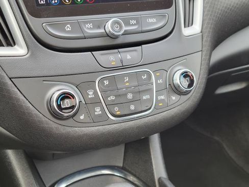 Used 2024 Chevrolet Malibu LT FWD image 19