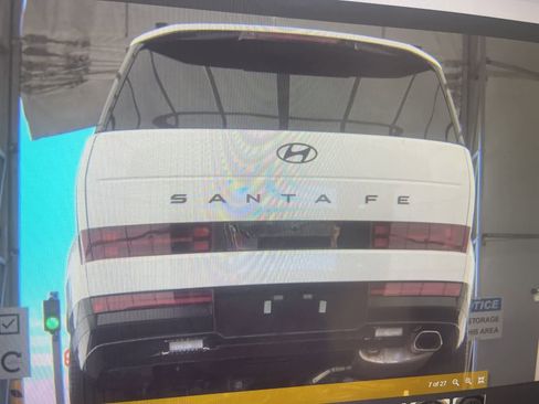 Used 2025 Hyundai Santa Fe Calligraphy FWD image 5