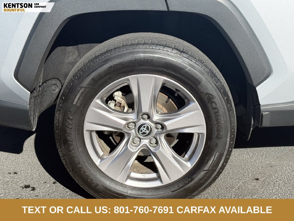 Used 2023 Toyota RAV4 XLE AWD/4WD image 13
