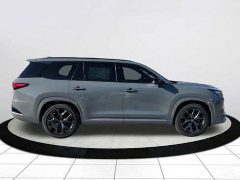 New 2026 Lexus TX 500h AWD image 3