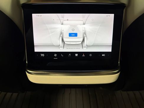 Used 2022 Tesla Model S Plaid AWD/4WD image 26
