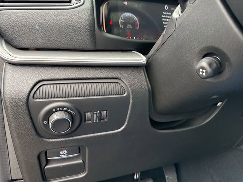 New 2026 Jeep Grand Wagoneer 4WD image 17