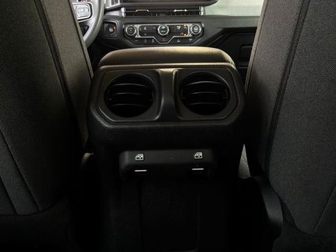 Used 2025 Jeep Wrangler Unlimited Sport AWD/4WD image 12