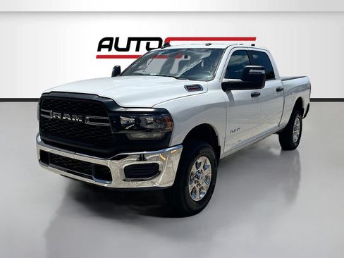 Used 2023 RAM 2500 Big Horn w/ Level 1 Equipment Group AWD/4WD image 3