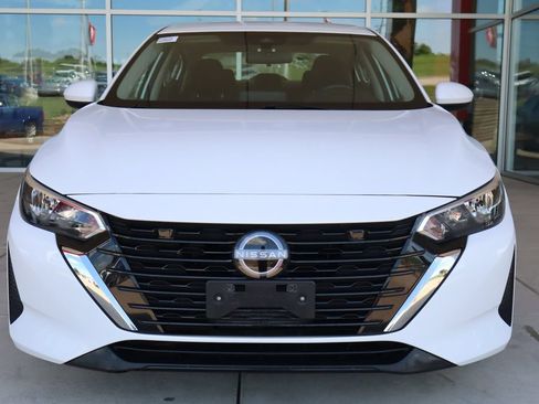 Used 2024 Nissan Sentra SV w/ All-Weather Package FWD image 2
