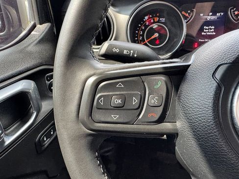 Used 2022 Jeep Wrangler Unlimited Sport AWD/4WD image 18