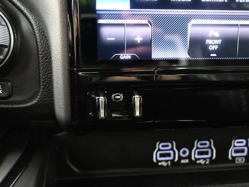 Used 2025 RAM 1500 Rebel w/ Rebel Level 2 Equipment Group AWD/4WD image 33