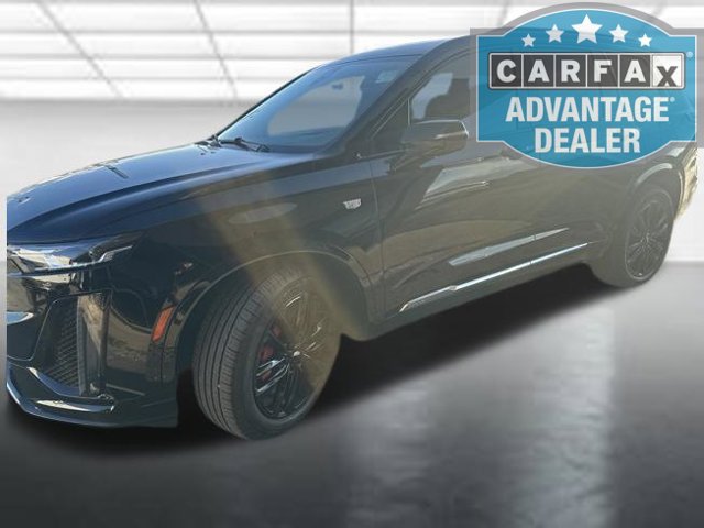 Used 2025 Cadillac XT6 Sport w/ LPO, Onyx Lite Package AWD/4WD image 2