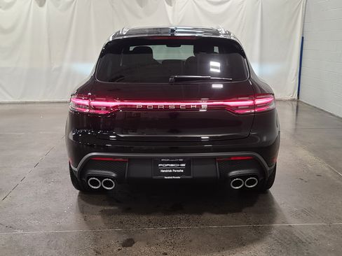 New 2026 Porsche Macan image 6