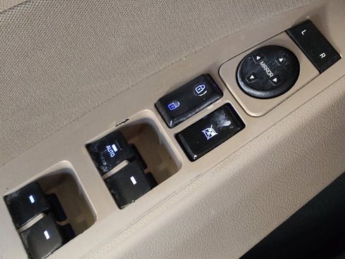 Used 2019 Hyundai Elantra Value Edition image 27