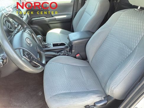 Used 2020 Toyota Tacoma SR image 19