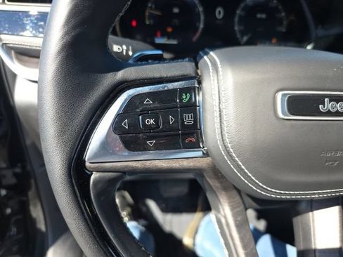 Used 2023 Jeep Grand Cherokee Overland w/ Adv Protech Group III AWD/4WD image 24