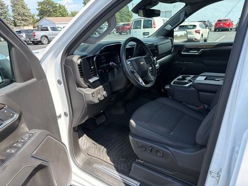 Certified 2026 Chevrolet Silverado 1500 LT AWD/4WD image 12