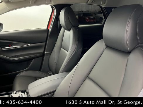 New 2025 MAZDA CX-30 AWD 2.5 S w/ Select Sport Pkg image 18