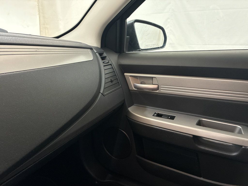 Used 2010 Chrysler Sebring Touring FWD image 19